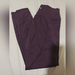 Curve And Combat Plum Leggings With Pockets